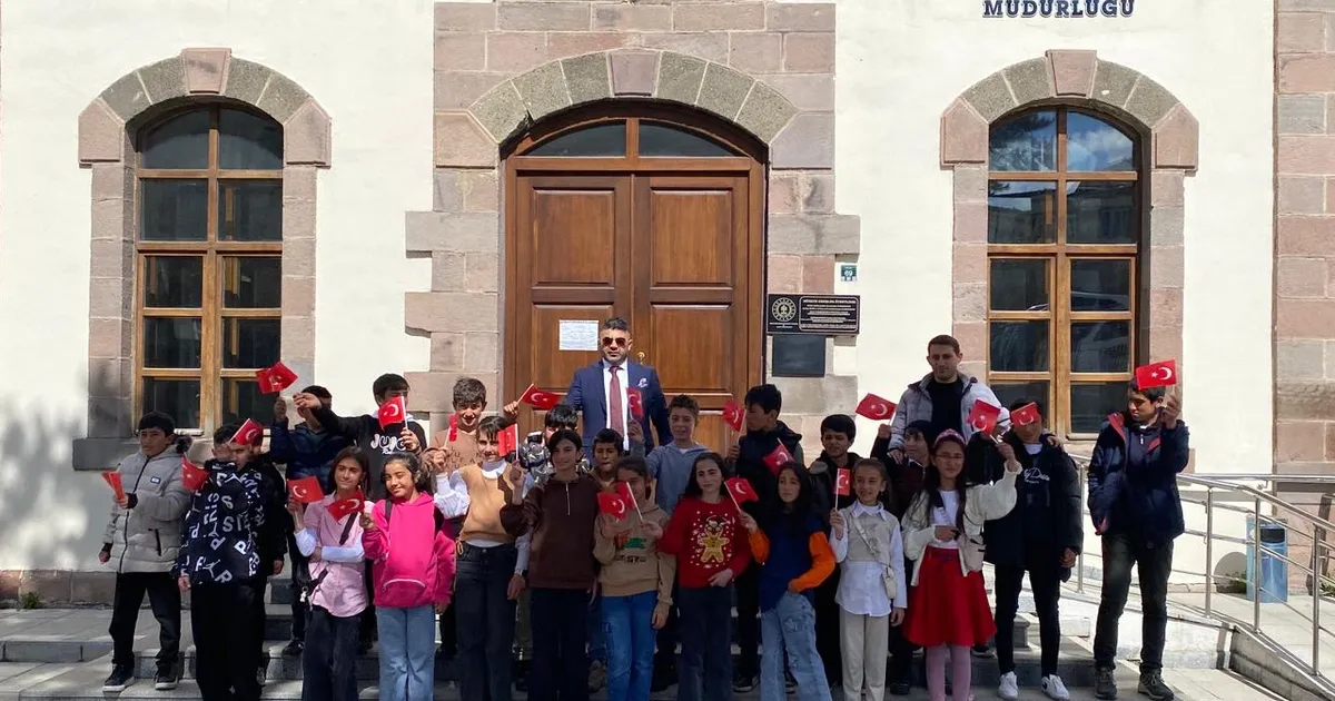 Köy çocuklarına unutulmaz Erzurum gezisi