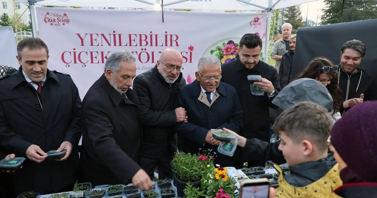 Kayseri Talas'ta Çiçek Şenliği coşkuyla başladı