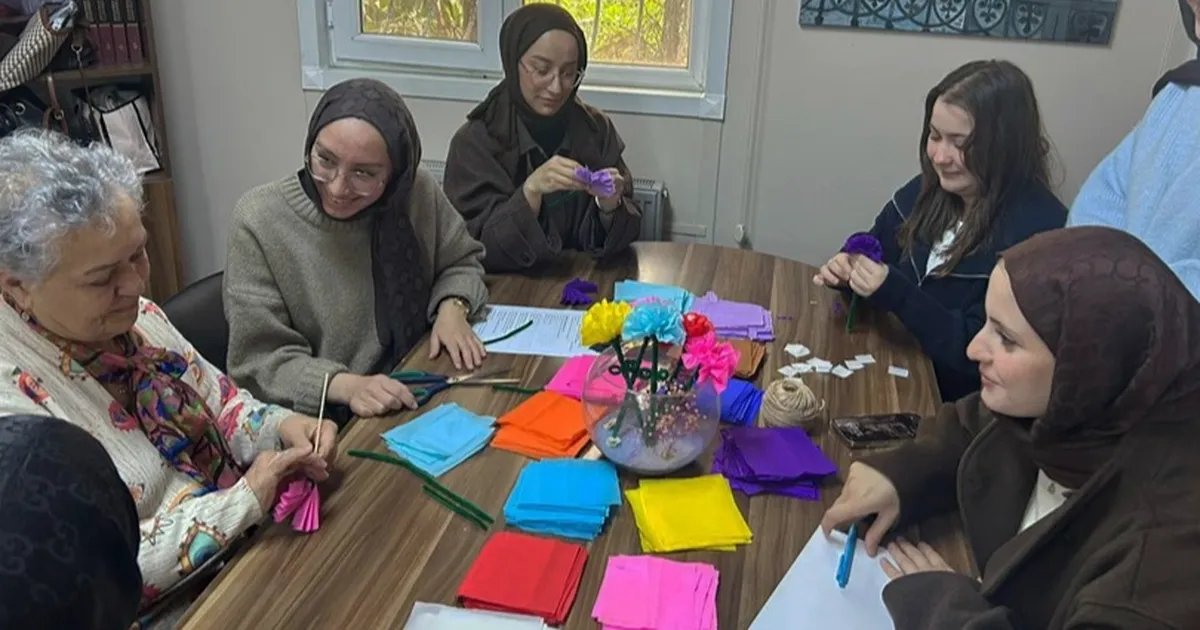 İstanbul Maltepe’de sağlıklı yaşlanmayı destekleyen atölye çalışması