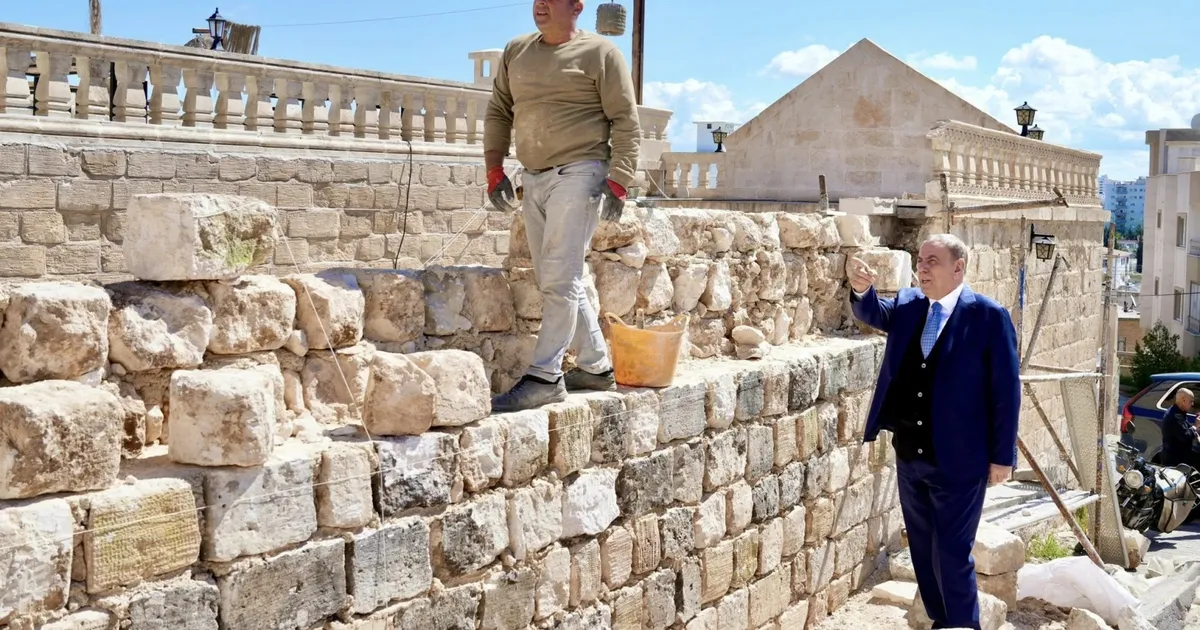 Midyat’ta tarihi doku 'katori' taşıyla hayat buluyor