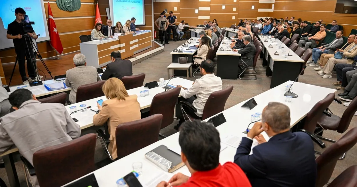 Bornova'da 2025 kesin hesabına meclis onayı - Gündem Haberleri