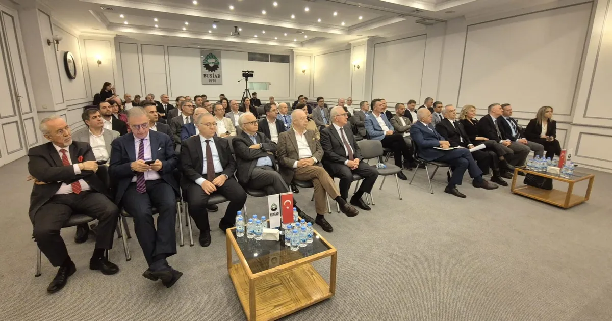 BUSİAD'da Ekonomi Değerlendirmesi: Riskler ve fırsatlar bir arada