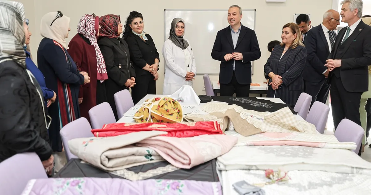 Sivas'ta Yenişehir Hanımlar Kültür Merkezi yeniden hizmete açıldı