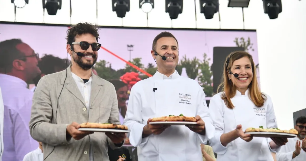 Balıkesir GastroFest’te Ahmet Akın ve Danilo Zanna mutfağa girdi