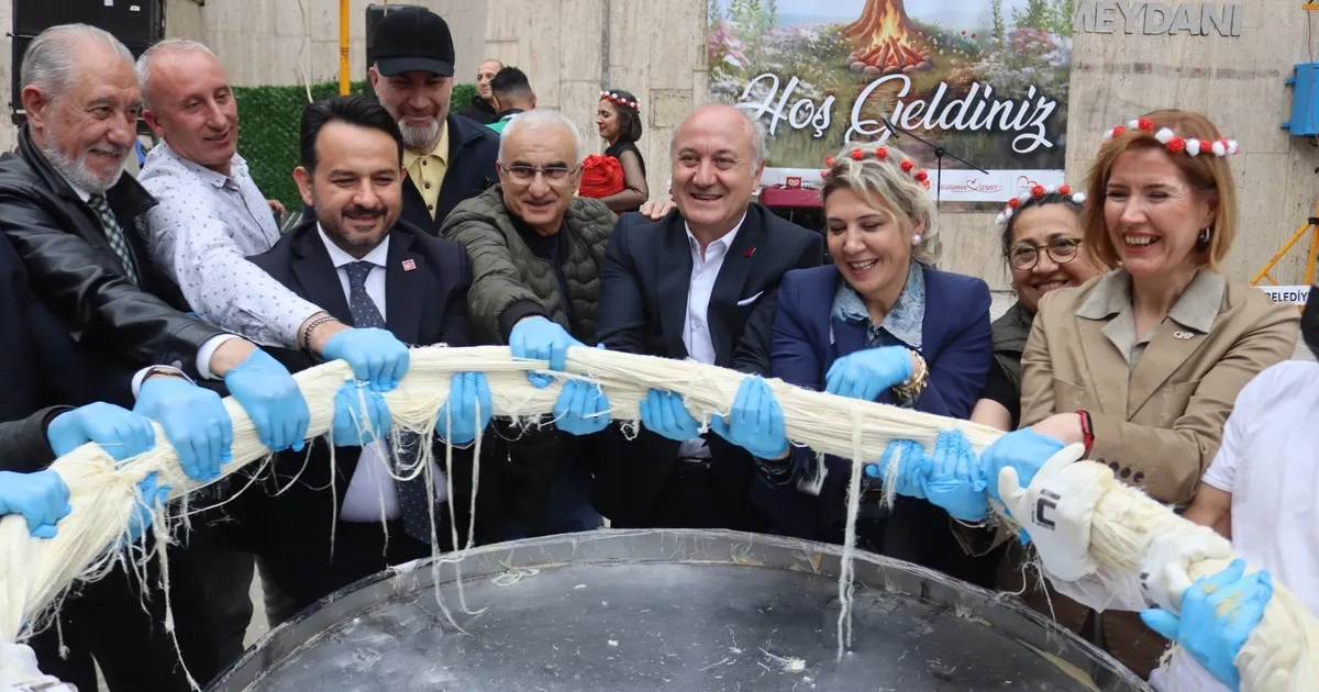 İzmit'te Hıdırellez Şenliği'nin son günü coşkuyla yaşandı