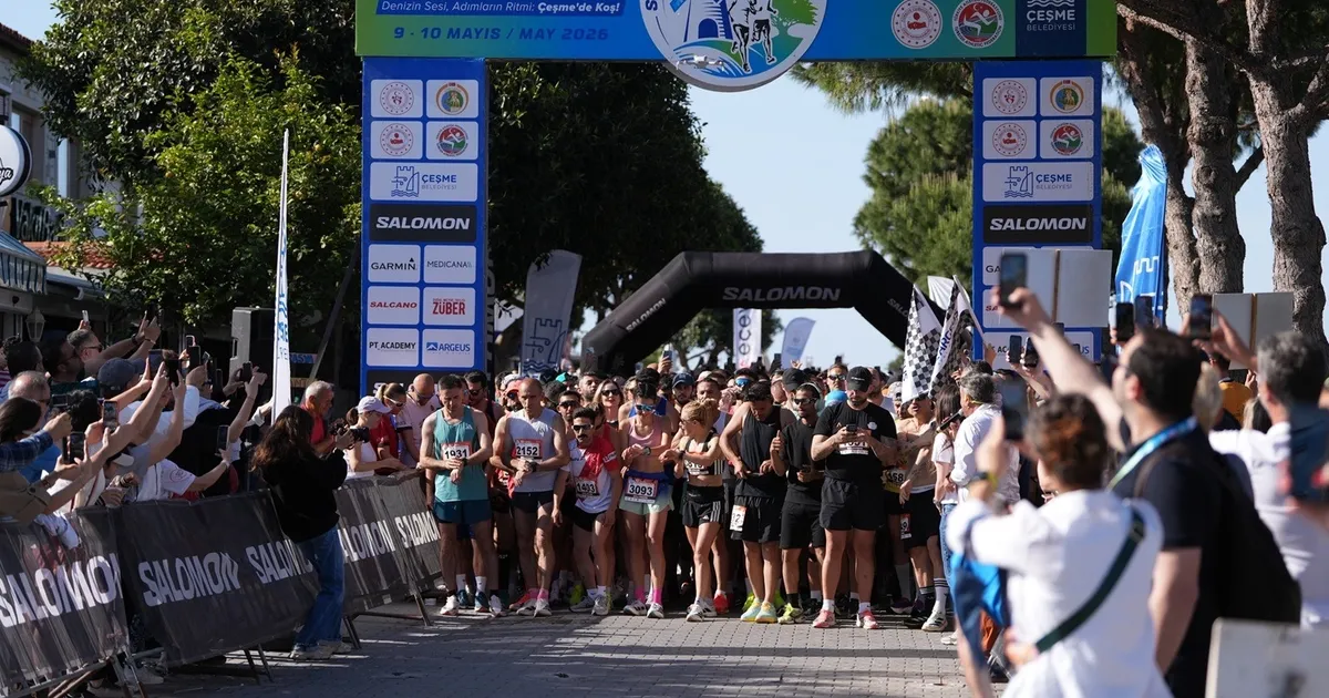 Çeşme’de rekor katılım... 43 ülkeden 3 bin 450 sporcu rüzgar eşliğinde koştu