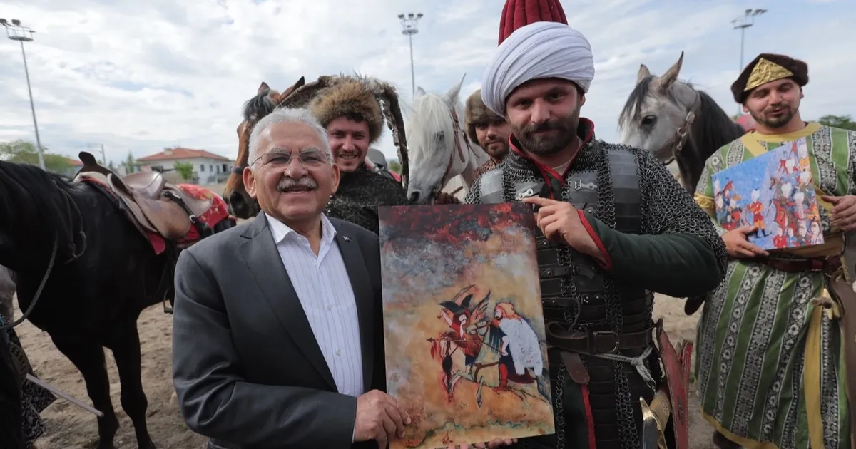“Erciyes’in Gölgesinde Geleneksel Atlı Spor Gösterisi”ne büyük ilgi - Spor Haberleri