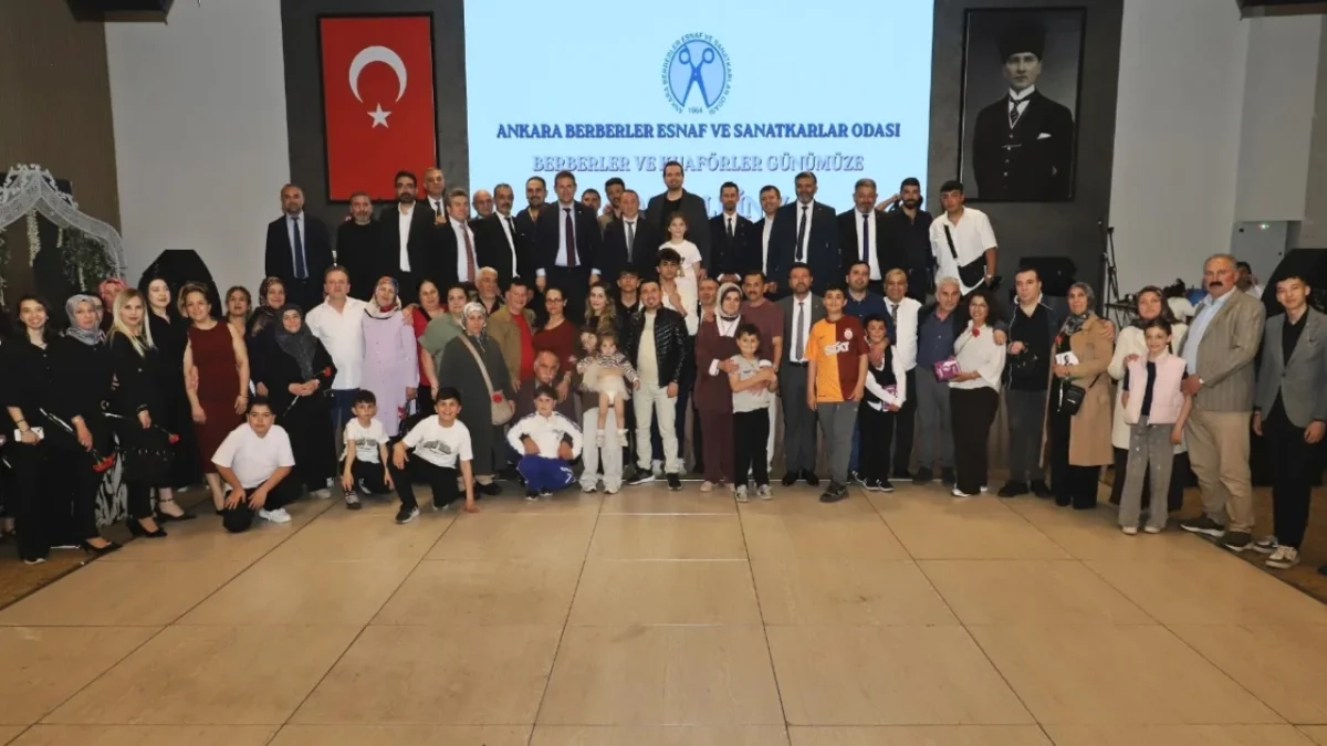 Ankara'da Berberler ve Kuaförler Günü esnafı ve protokolü bir araya getirdi