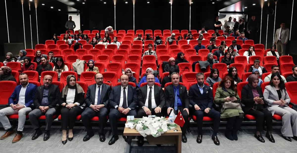 Gazetecilik atölyesinde kriz dönemi medyası masaya yatırıldı - Eğitim Haberleri