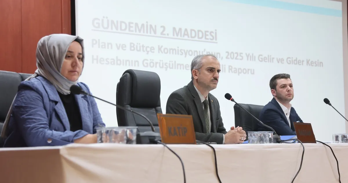 Çayırova Meclisi'nde kesin hesap karara bağlandı