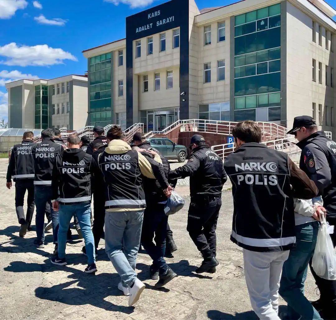 Kars’ta narkotik operasyonu: 2 şüpheli tutuklandı - Gündem Haberleri