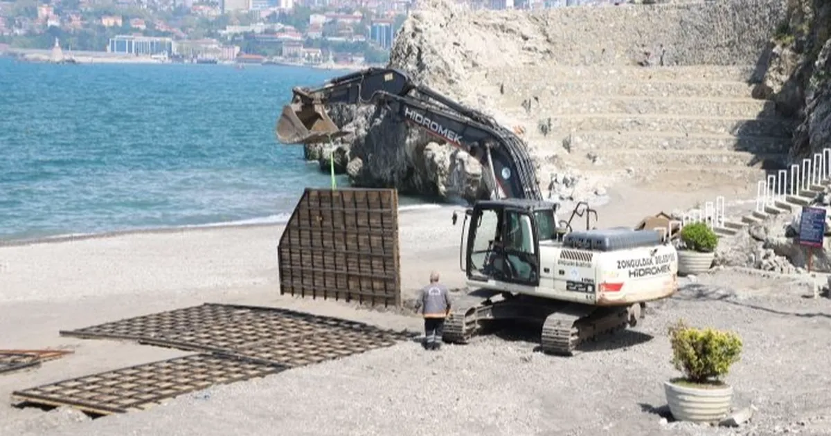 Zonguldak'ta Kızlar Plajı yaz sezonuna hazırlanıyor