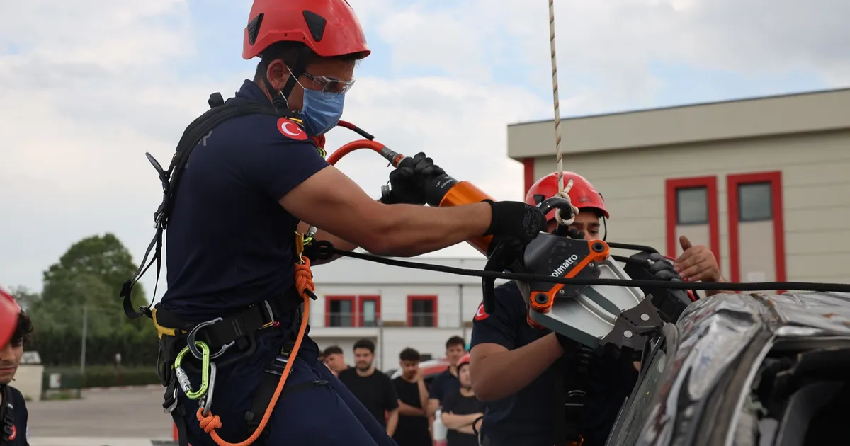 Sakarya'da geleceğin ateş savaşçıları nefes kesti