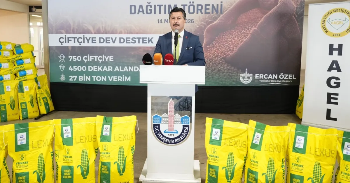 Bursa Yenişehir’de 750 çiftçiye mısır tohumu desteği