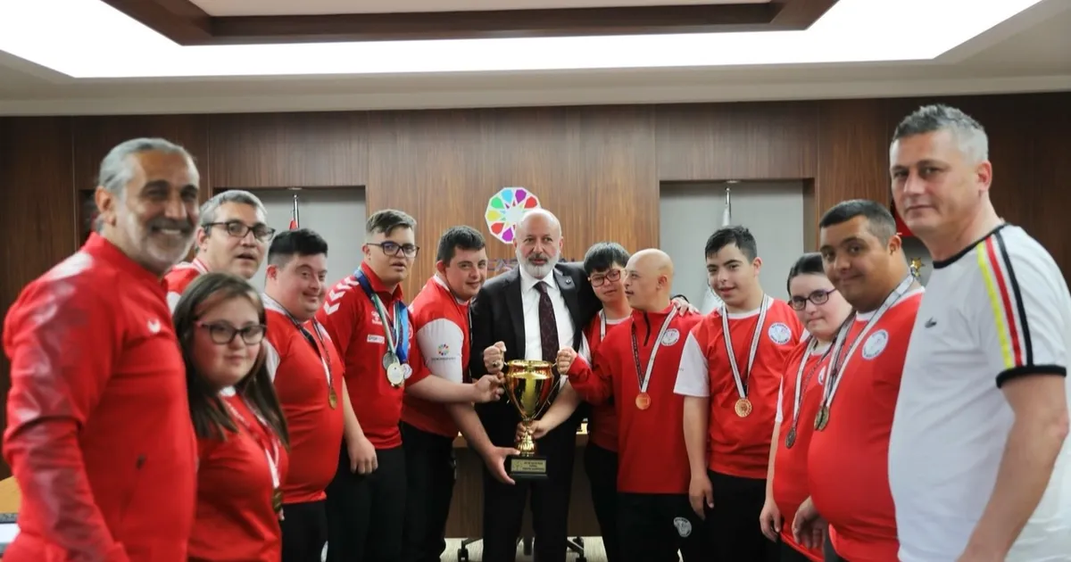Kayseri Kocasinan'ın özel çocuklarına özel ilgi - Spor Haberleri