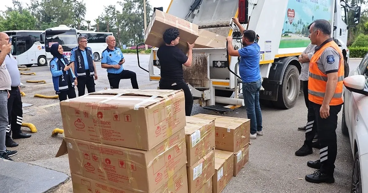Antalya Otogarı’nda sağlıksız gıdaya geçit yok - Gündem Haberleri