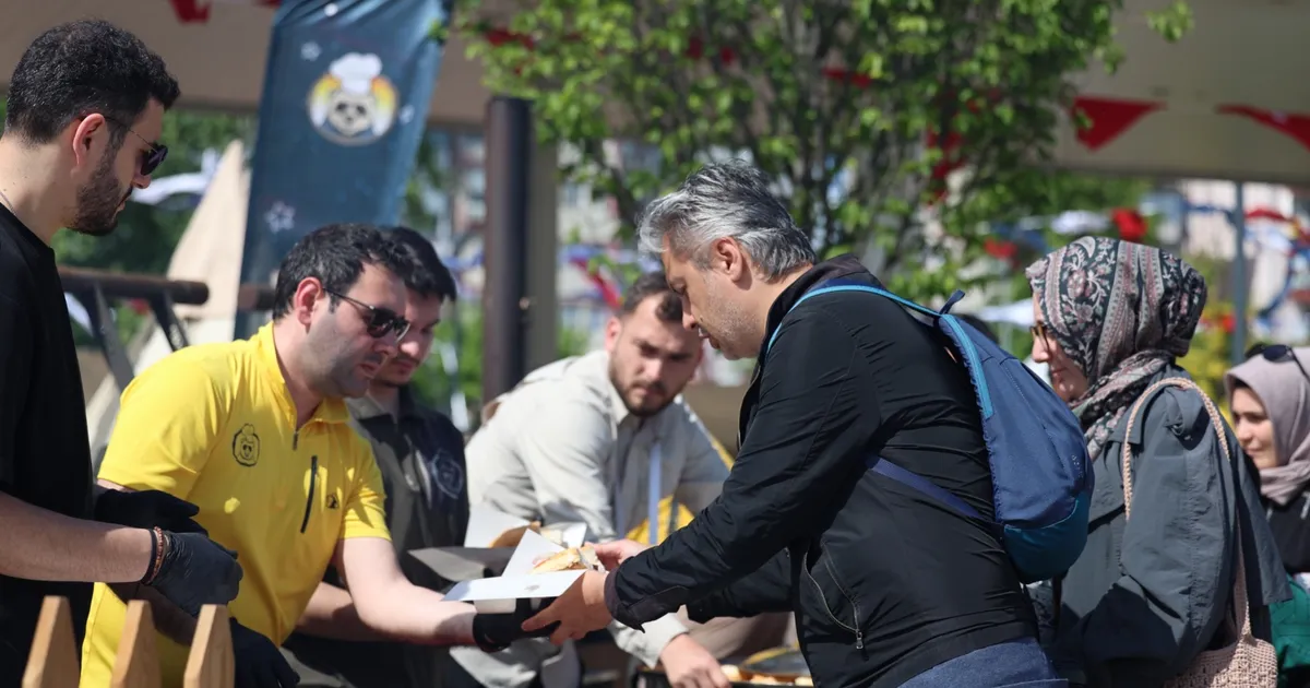 EnFest’te gençler ‘Ayı Yemeği’ne tam not verdi
