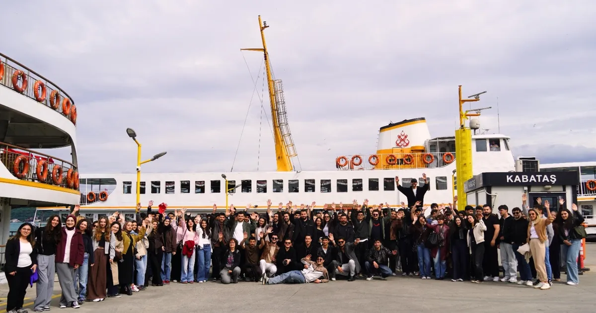 Şehir Hatları'ndan gençlere 19 Mayıs hediyesi