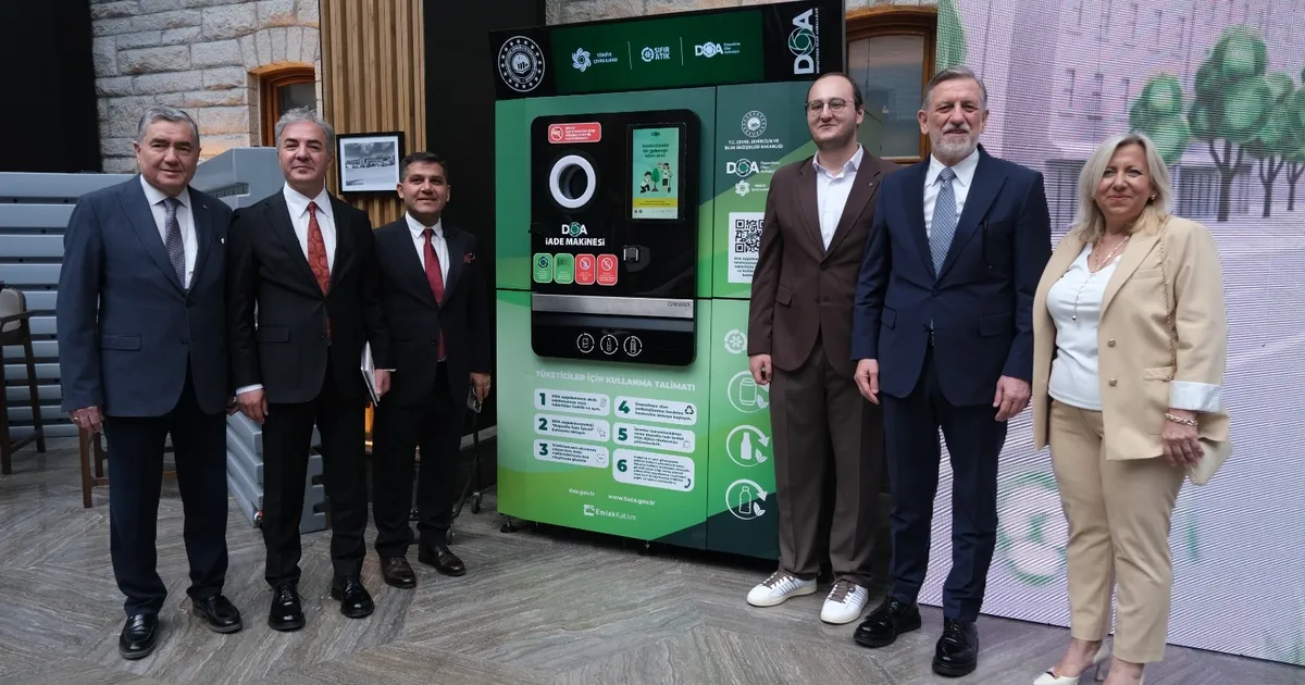 Vedat Kılıç'tan 3. Uludağ Çevre Forumu’nda yeşil ve geri dönüşüm ekonomisi vurgusu