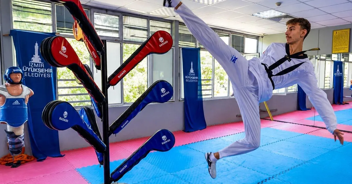 İzmir'de mahalle salonundan Avrupa arenasına... 19 yaşında 35 madalya sahibi - Spor Haberleri