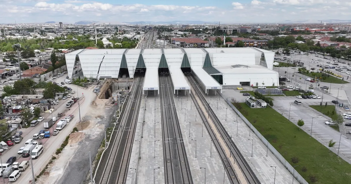 Konya Selçuklu YHT Gar bölgesine Büyükşehir'den aktarma noktası