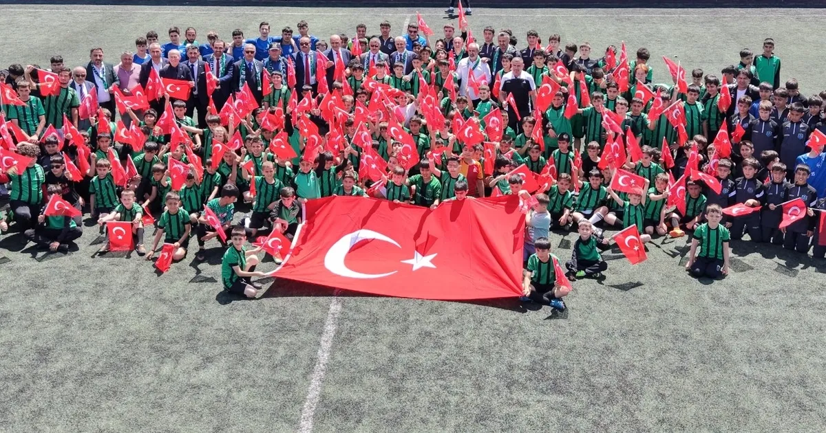 Kocaeli Çayırova’da 19 Mayıs Gençlik Turnuvası düzenlendi