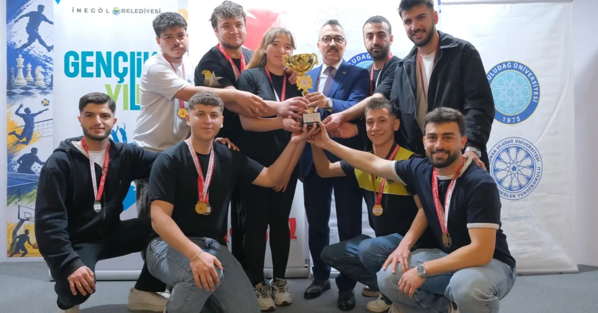 Bursa İnegöl'de Üniversite Spor Festivali sona erdi - Spor Haberleri