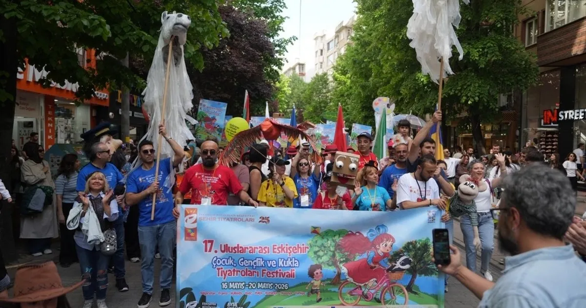 Eskişehir’de Çocuk ve Gençlik Tiyatrosu Festivali sona erdi
