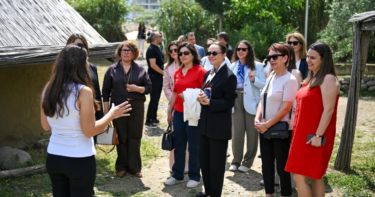Başkan eşleri İzmir Bornova’da buluştu - Gündem Haberleri