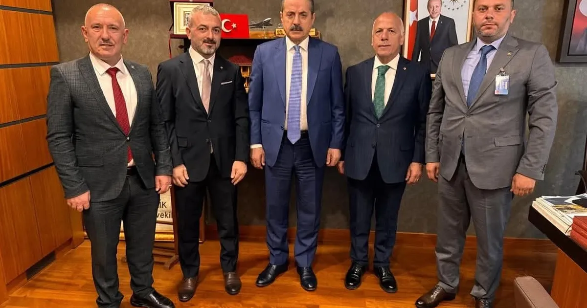 Artvin Ticaret Borsası’ndan Milletvekili Faruk Çelik’e ziyaret - Siyaset Haberleri