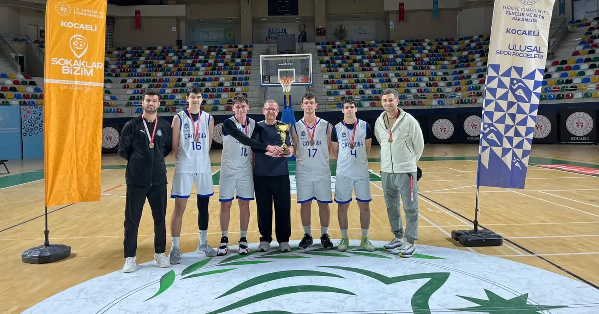 Çayırova Belediyesi’nin genç basketbolcuları Kocaeli şampiyonu - Spor Haberleri