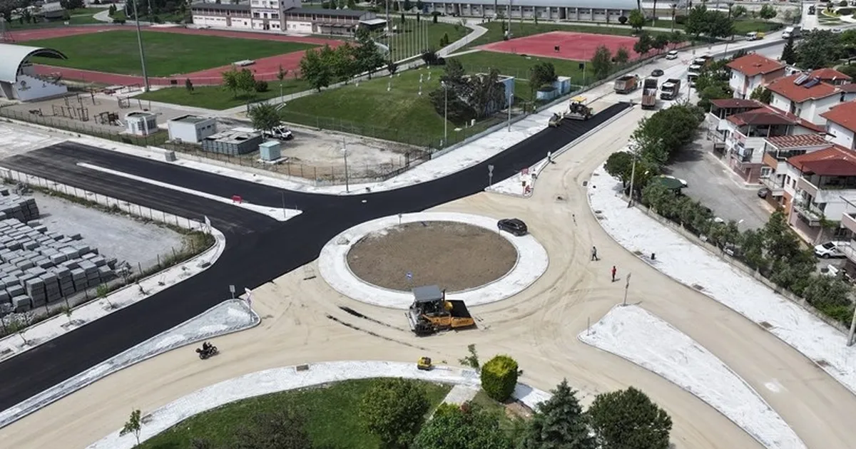 Denizli’de riskli kavşakta güvenli ulaşım adımı