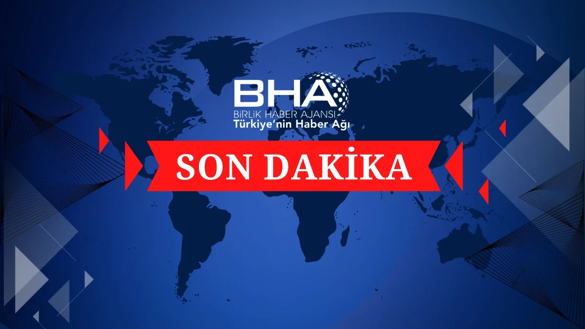 CHP Genel Merkezi’nde tahliye süreci: Özgür Özel, CHP Genel Merkezi'nden ayrıldı