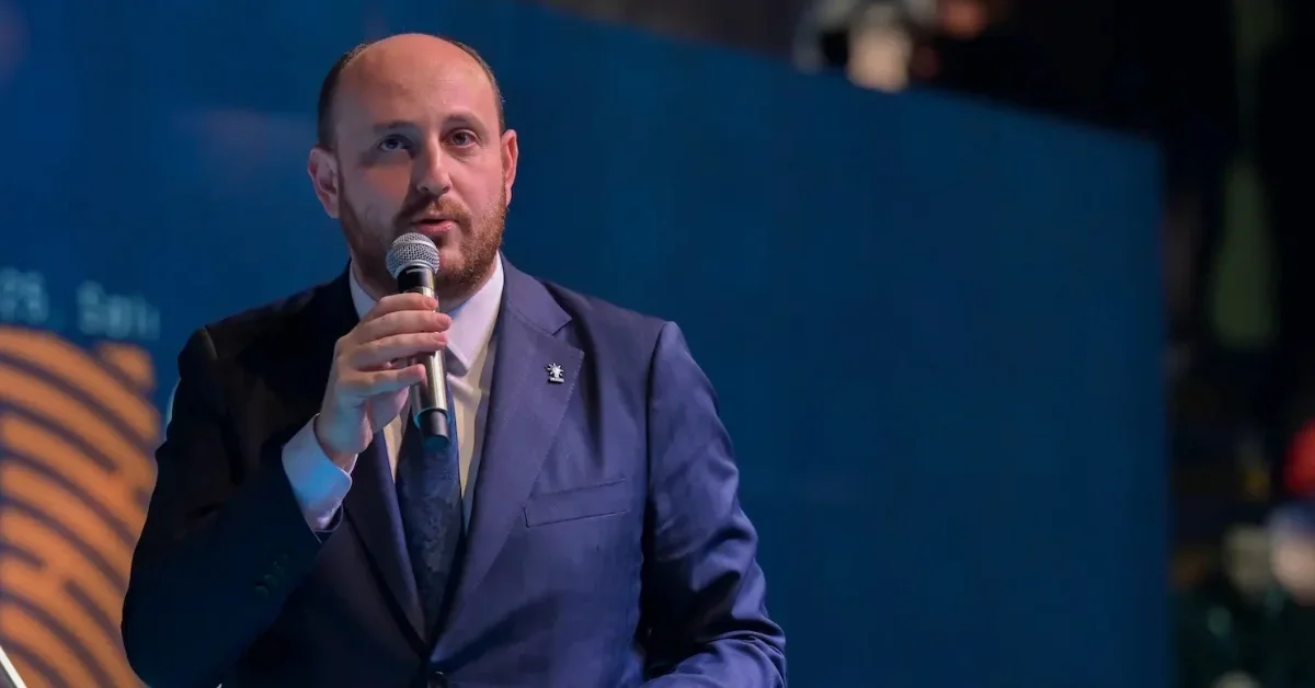AK Parti Yalova Milletvekili Büyükgümüş: Kurultay kavgası milletimizin gündeminde değildir - Siyaset Haberleri