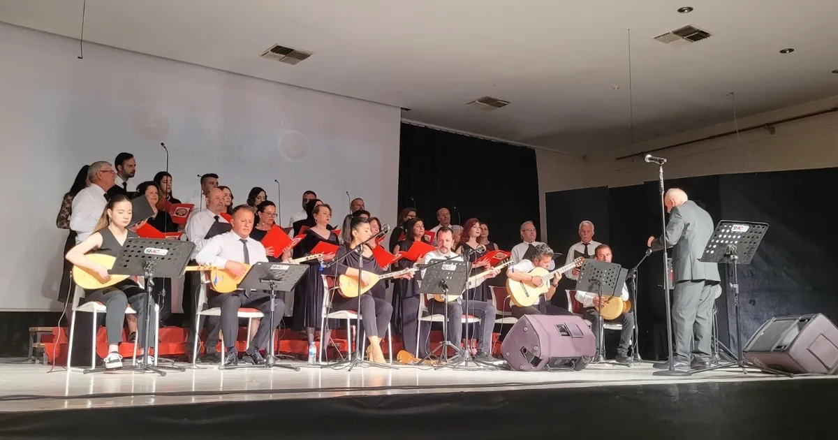 Edirne Keşan’da türkü gecesi büyük beğeni topladı