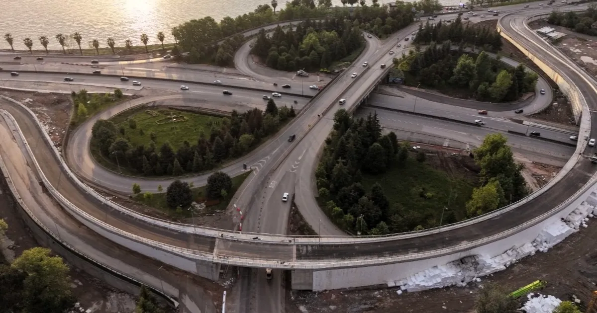 Kocaeli'de Başiskele Kavşağı’nda yeni bağlantı yolu açıldı - Gündem Haberleri