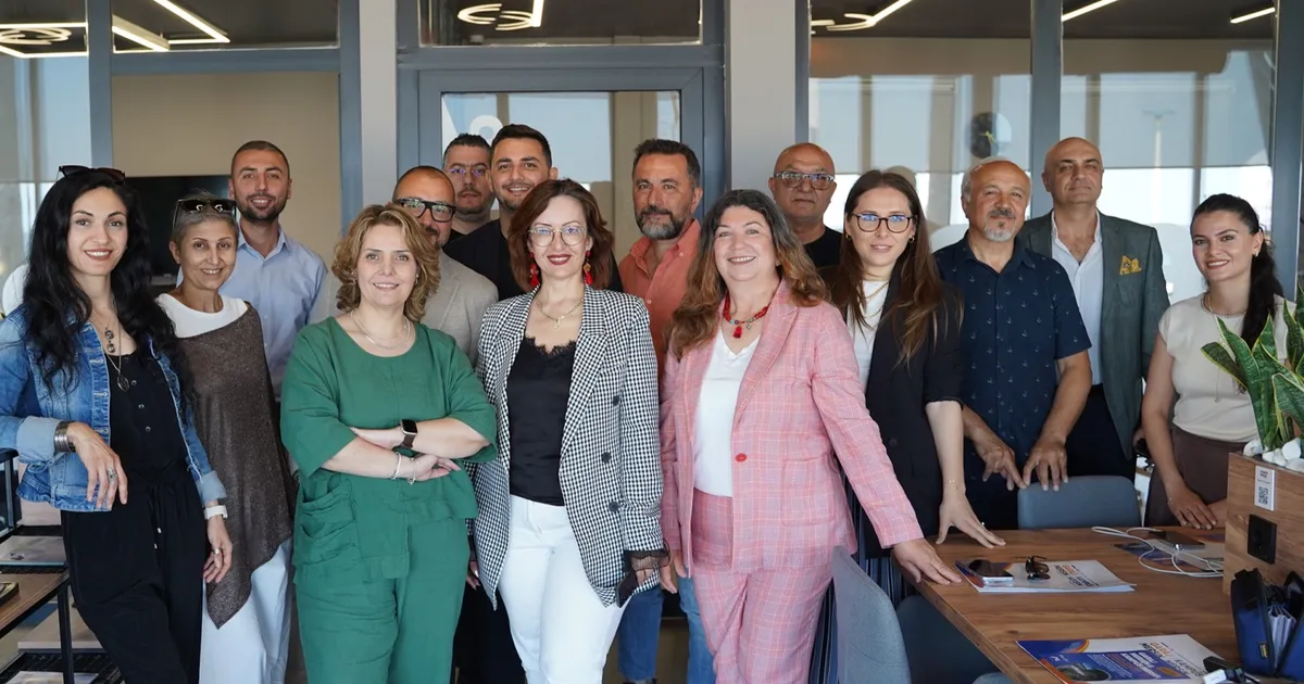 Mersin’de Kampüs ve Garaj gençlerle iş dünyasını buluşturuyor