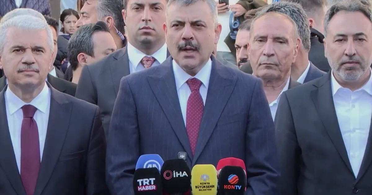Bakan Çiftçi baba ocağı Konya’da... Güvenlik güçlerine telsizden seslendi