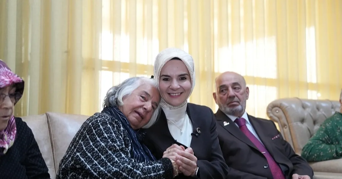 Aile Bakanı Göktaş'tan ailelere bayram ziyareti - Gündem Haberleri