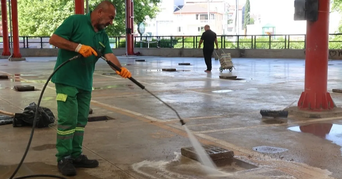Bursa Osmangazi’de kurban kesim alanları pırıl pırıl oldu