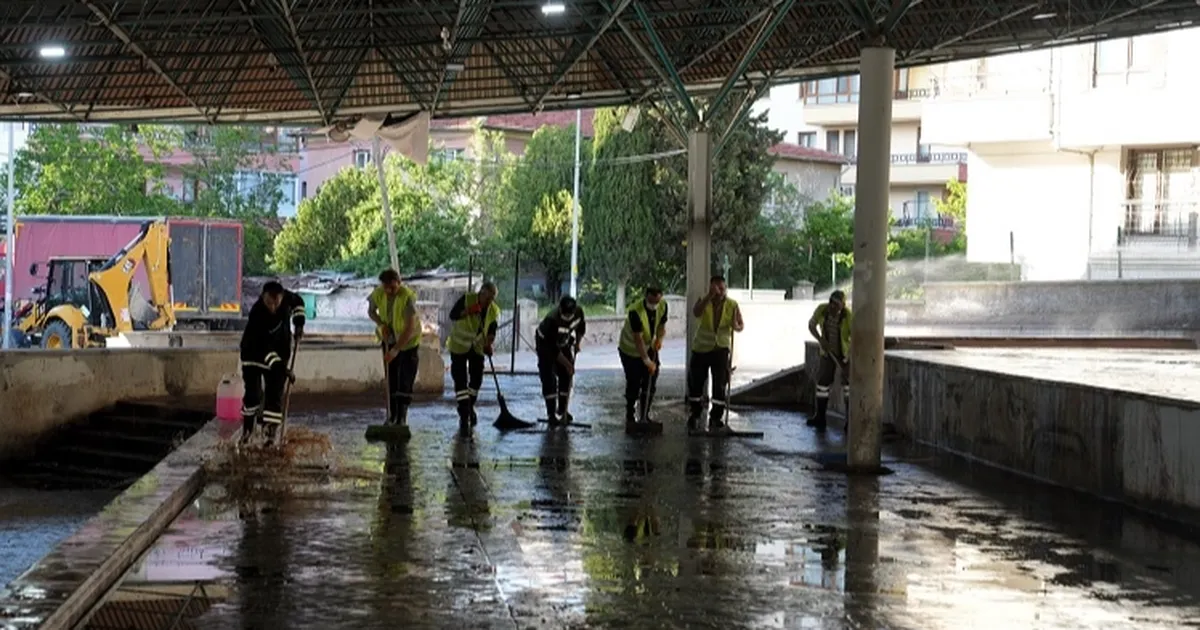 Ankara Keçiören'de kurban kesim alanları temizlendi