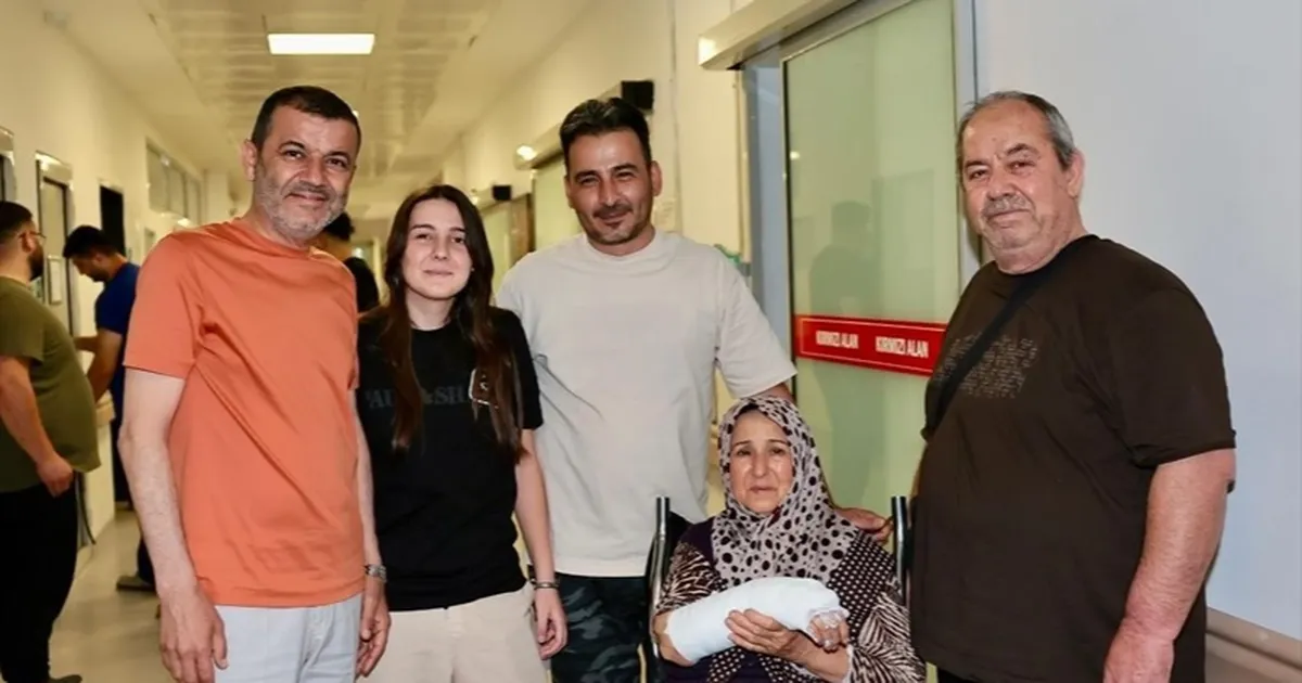 Başkan Çavuşoğlu’ndan mesaideki personel ve hastalara ziyaret - Gündem Haberleri