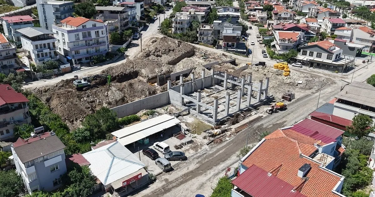 Dikili’nin yeni itfaiye binasında yüzde 30 tamamlandı
