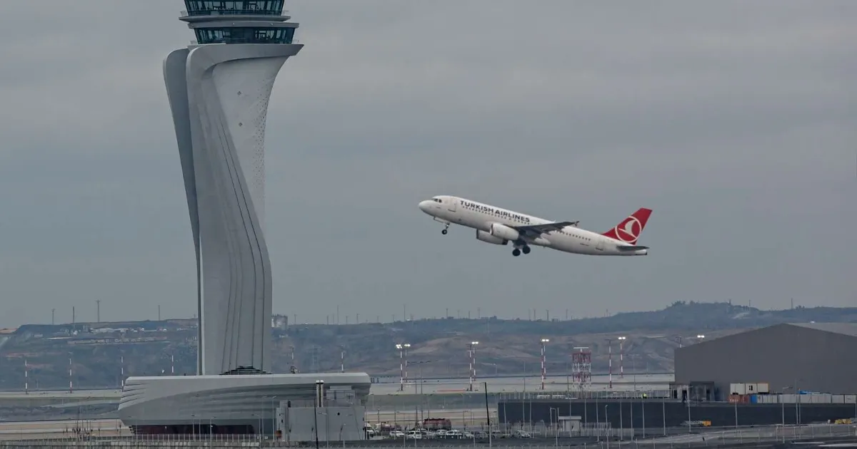 İstanbul Havalimanı’ndan tarihi rekor... 1 günde 1.730 uçuş