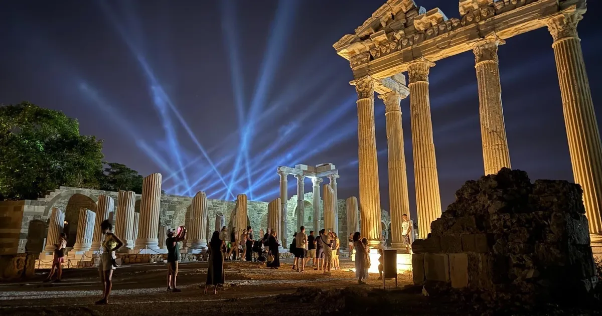 Gece müzeciliğinde yeni sezon... 20 müze ve ören yeri gece ziyarete açıldı