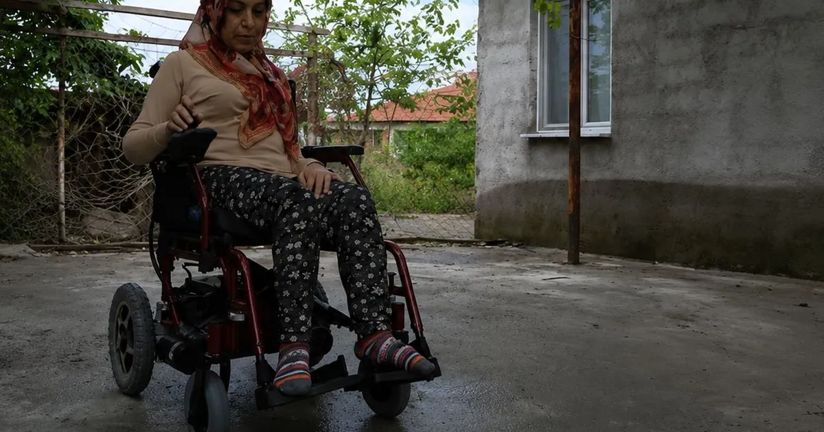 Malatya Büyükşehir'den akülü sandalye desteği