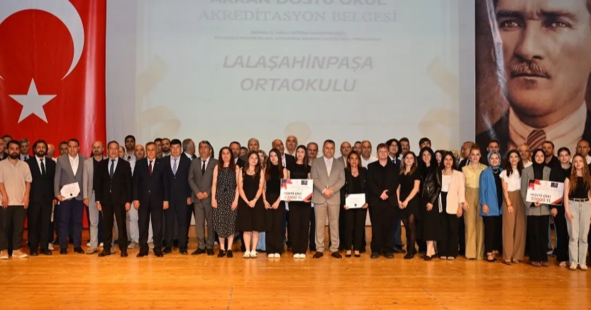 Bursa’da 'Akran Dostluğu Projesi'ne yıl sonu galası