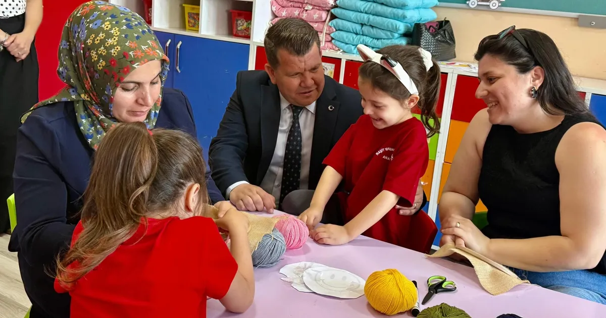 Edirne Keşan'da minik eller iş başında