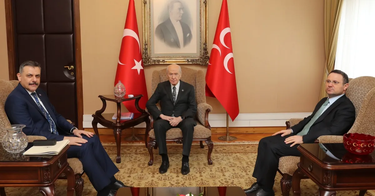 İki bakandan MHP lideri Bahçeli’ye ziyaret