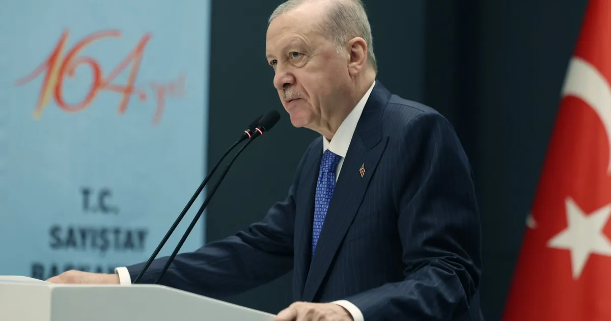Cumhurbaşkanı Erdoğan: Kamu malını kişisel cüzdanı gibi kullananlara izin veremeyiz